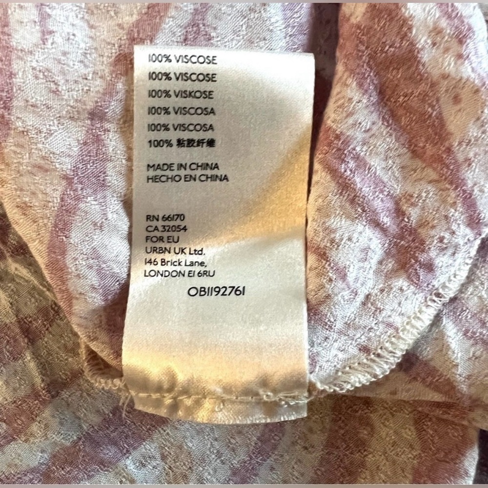 FREE PEOPLE Zebra Stripe Button Down Tank Pink White Blouse Size Medium
NWT - Picture 9 of 9